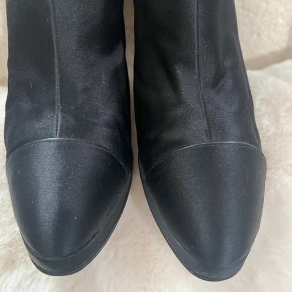 CHANEL Vintage RARE Satin Silk Black Ankle Boots Booties Gripoix CC 35 - Picture 3 of 4